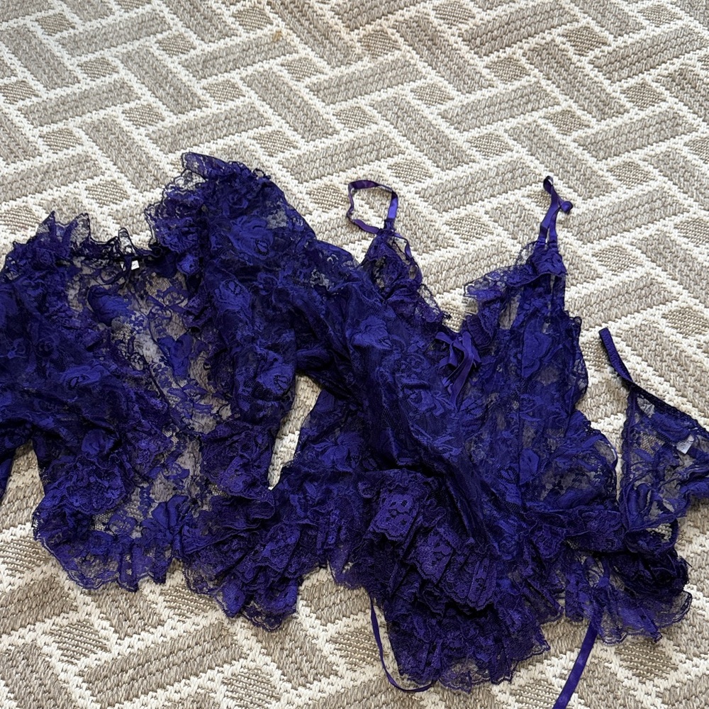 Elegant Purple Lace Lingerie Set